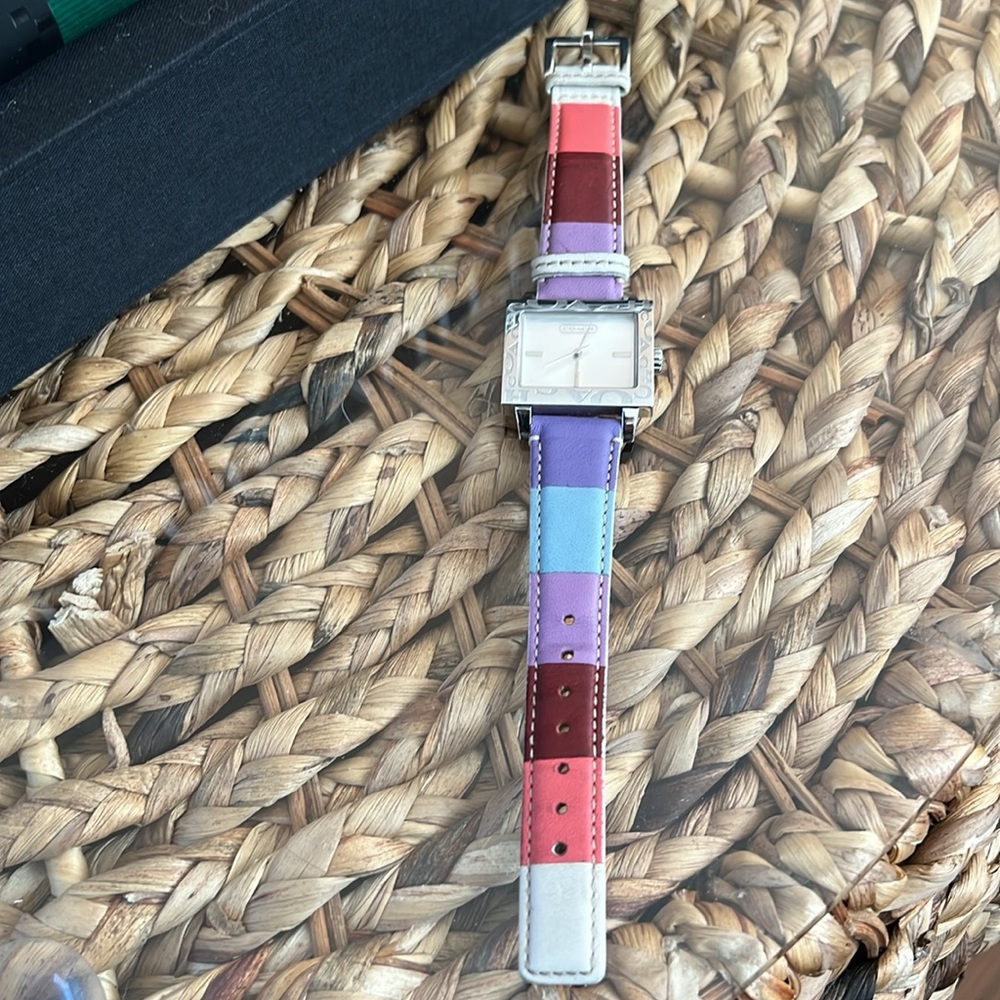 Coach Watch - Picture 5 of 7